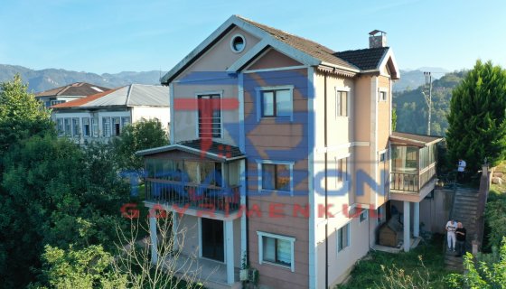 AKOLUK'TA SATILIK 3.500 m2 ARSA ÜZERİNE KULURU MÜSTAKİL VİLLA